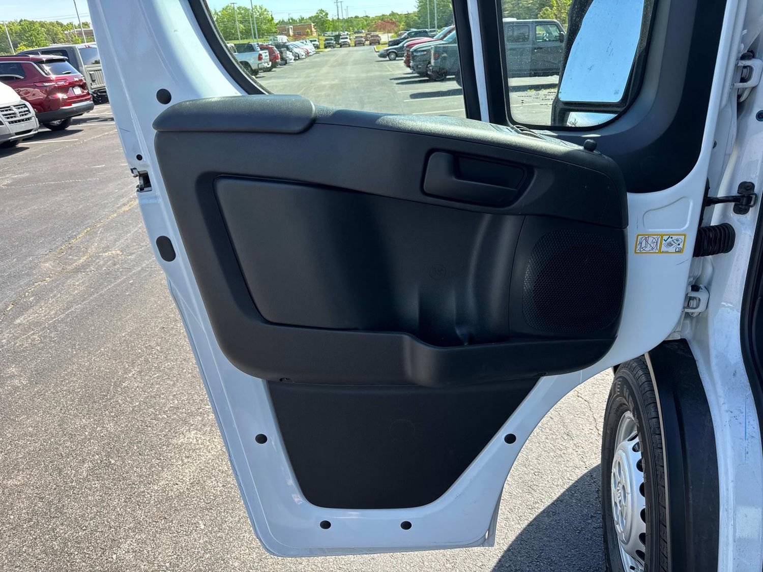 New 2026 RAM ProMaster 1500 w/ Convenience Group FWD image 27