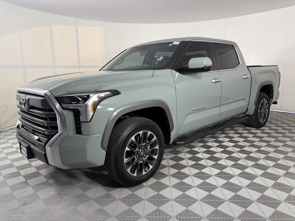 Used 2025 Toyota Tundra Limited image 3