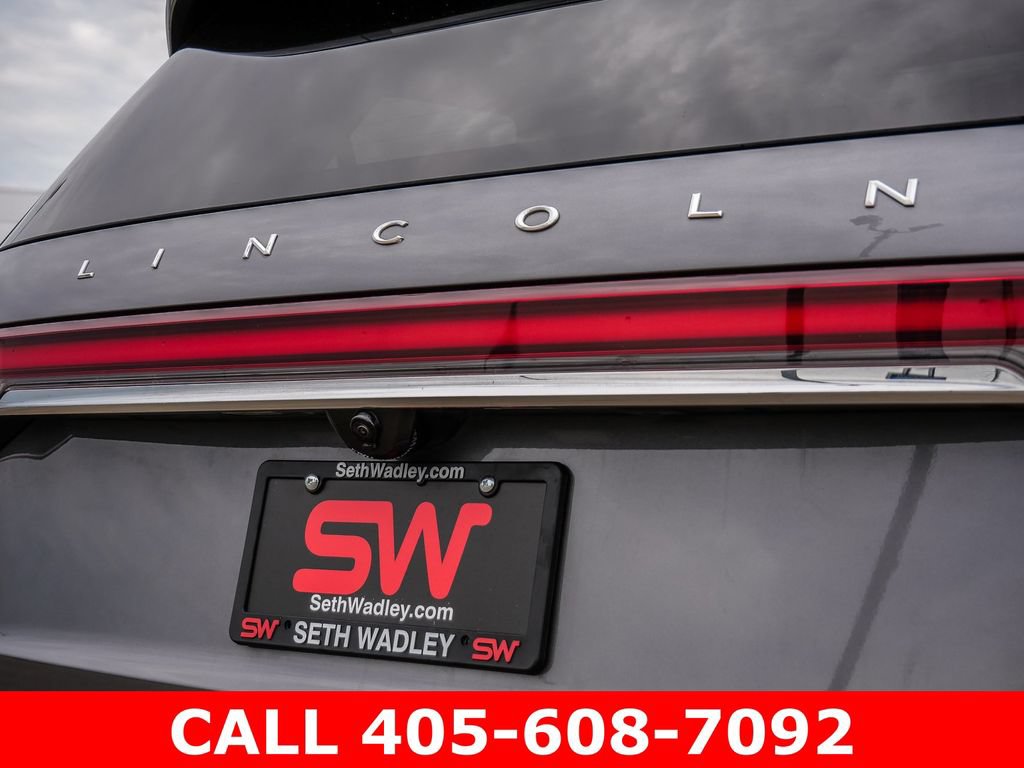Used 2022 Lincoln Aviator Reserve w/ Equipment Group 201A AWD/4WD image 11