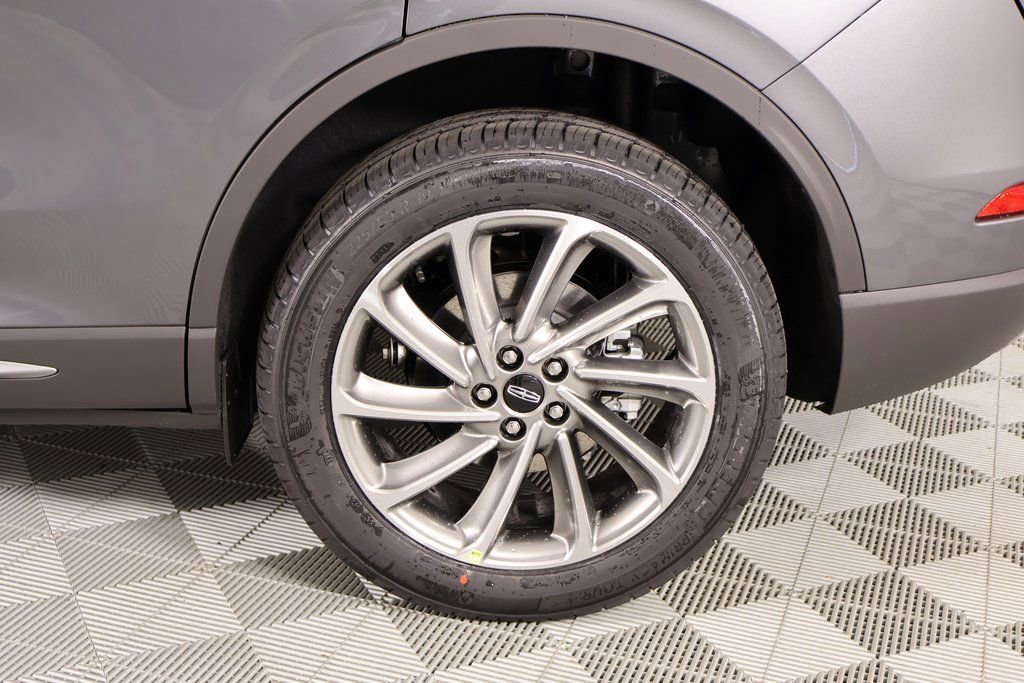 New 2026 Lincoln Corsair Premiere FWD image 19