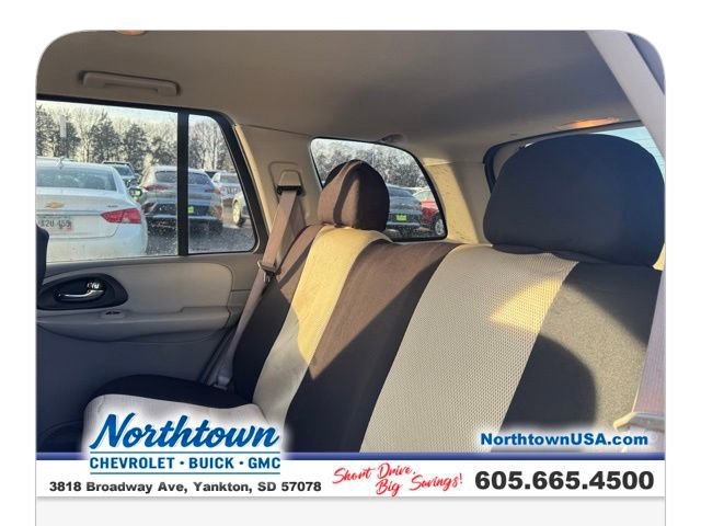 Used 2005 Chevrolet TrailBlazer LS w/ LS Preferred Equipment Group image 14