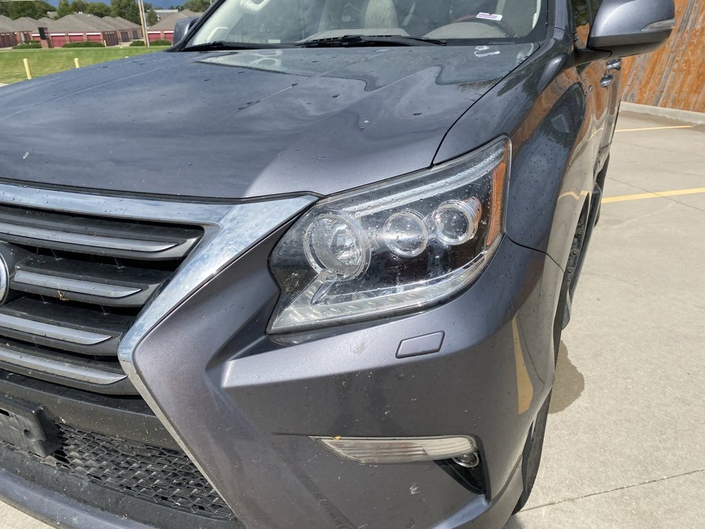 Used 2017 Lexus GX 460 image 7