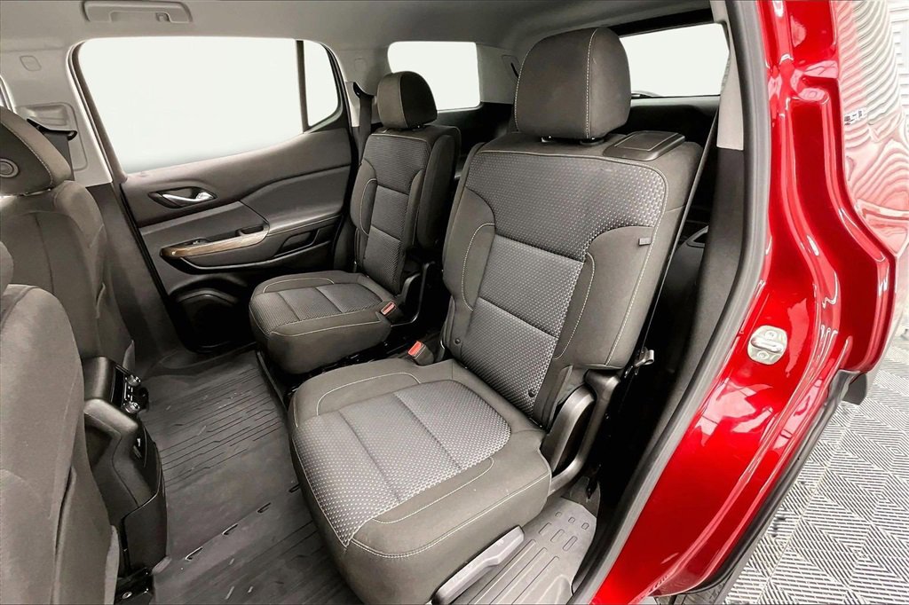 Used 2023 GMC Acadia SLE w/ Driver Convenience Package image 26
