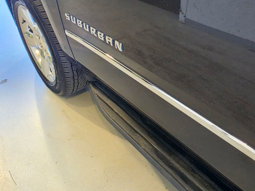 Used 2016 Chevrolet Suburban LT AWD/4WD image 17