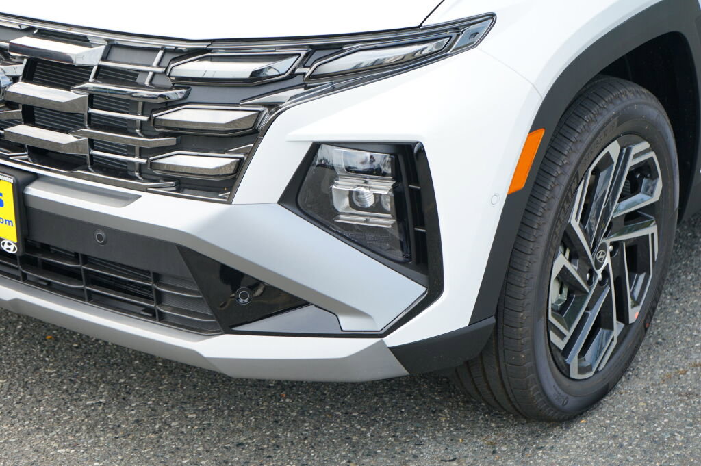 New 2025 Hyundai Tucson Limited image 27