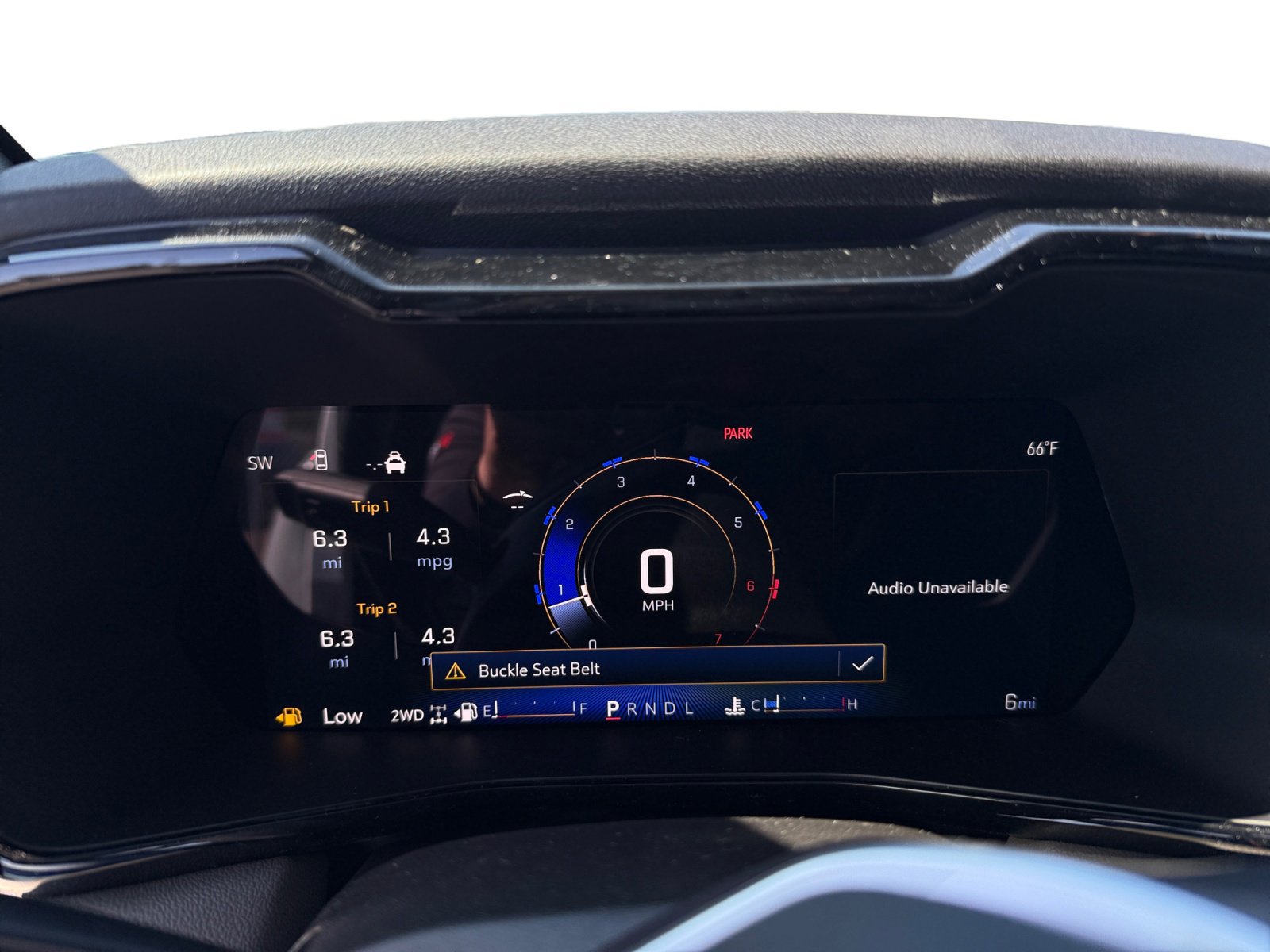 New 2026 Chevrolet Colorado ZR2 w/ Technology Package AWD/4WD image 11