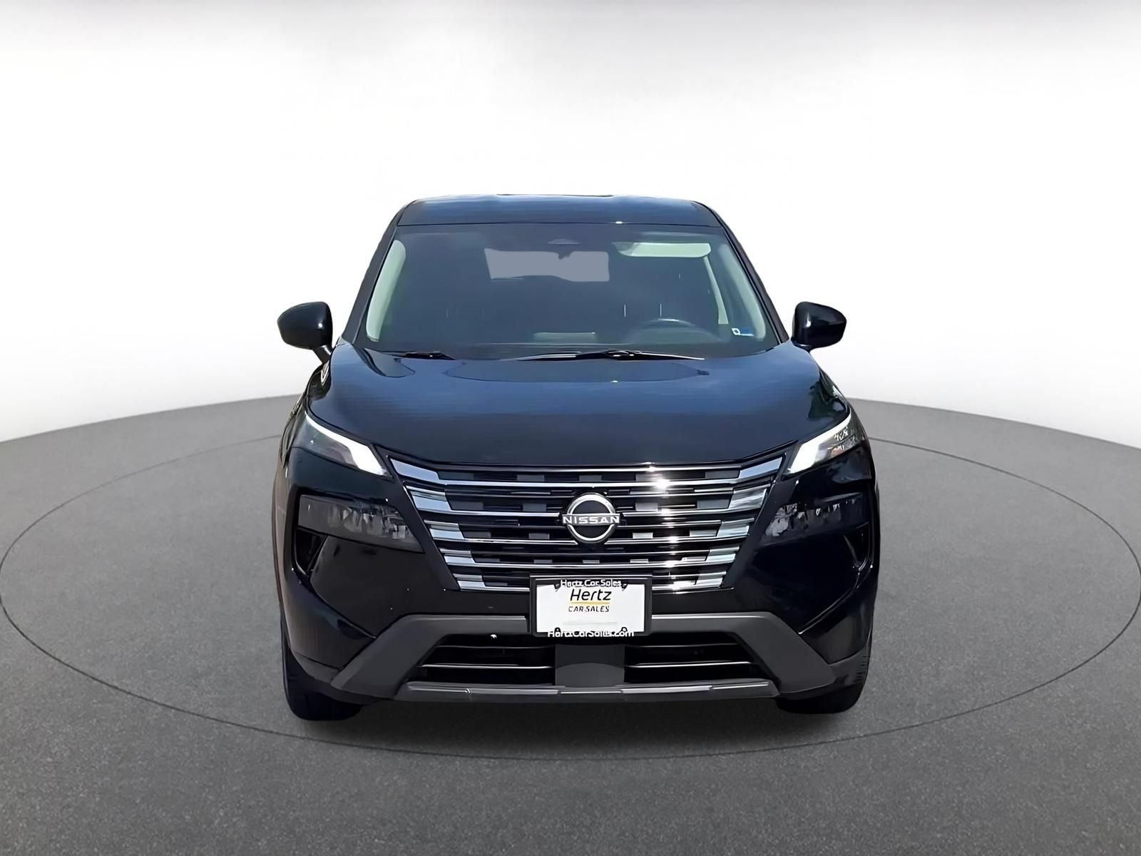 Used 2025 Nissan Rogue SV AWD/4WD image 4