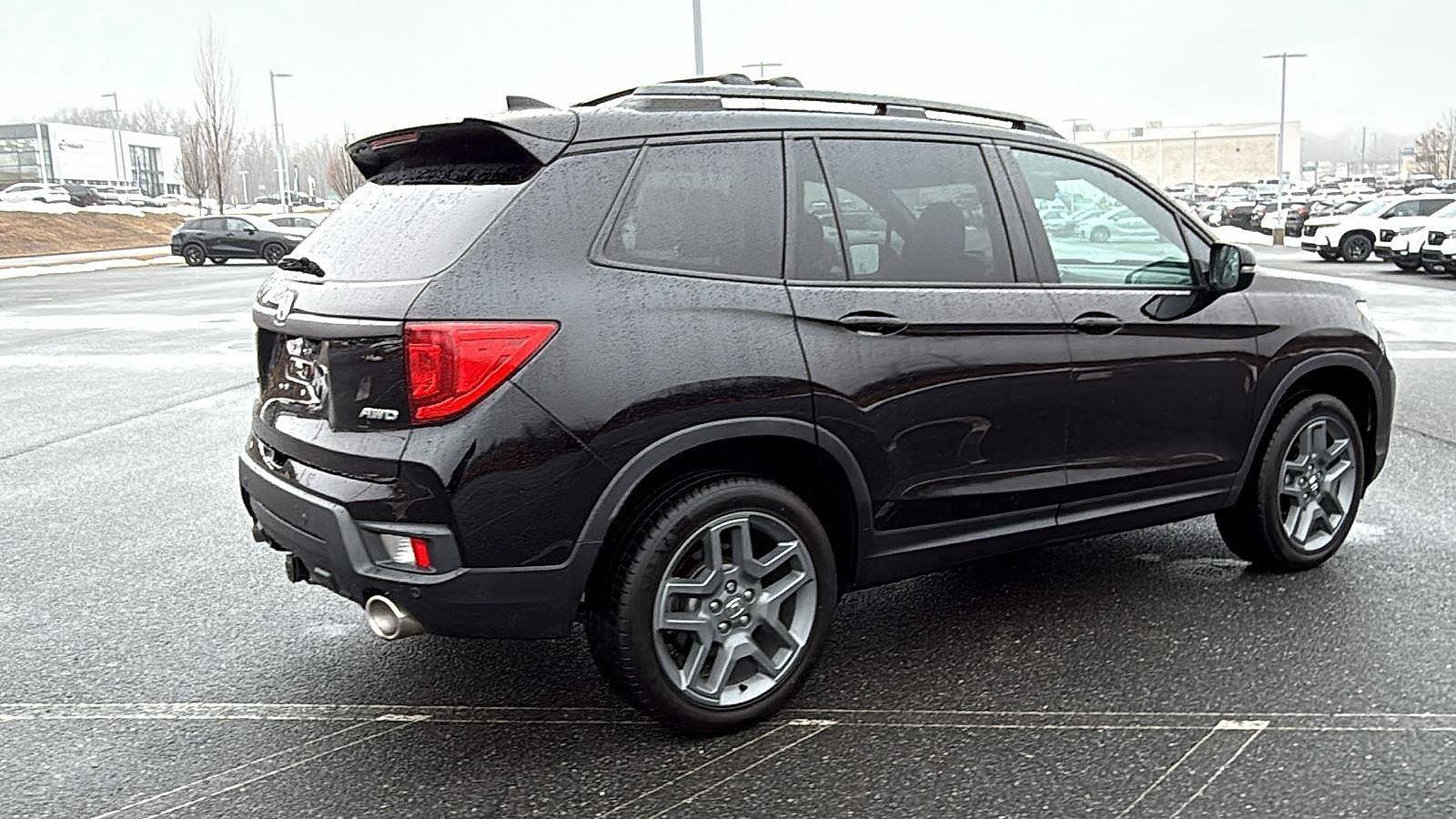 Used 2023 Honda Passport EX-L image 6