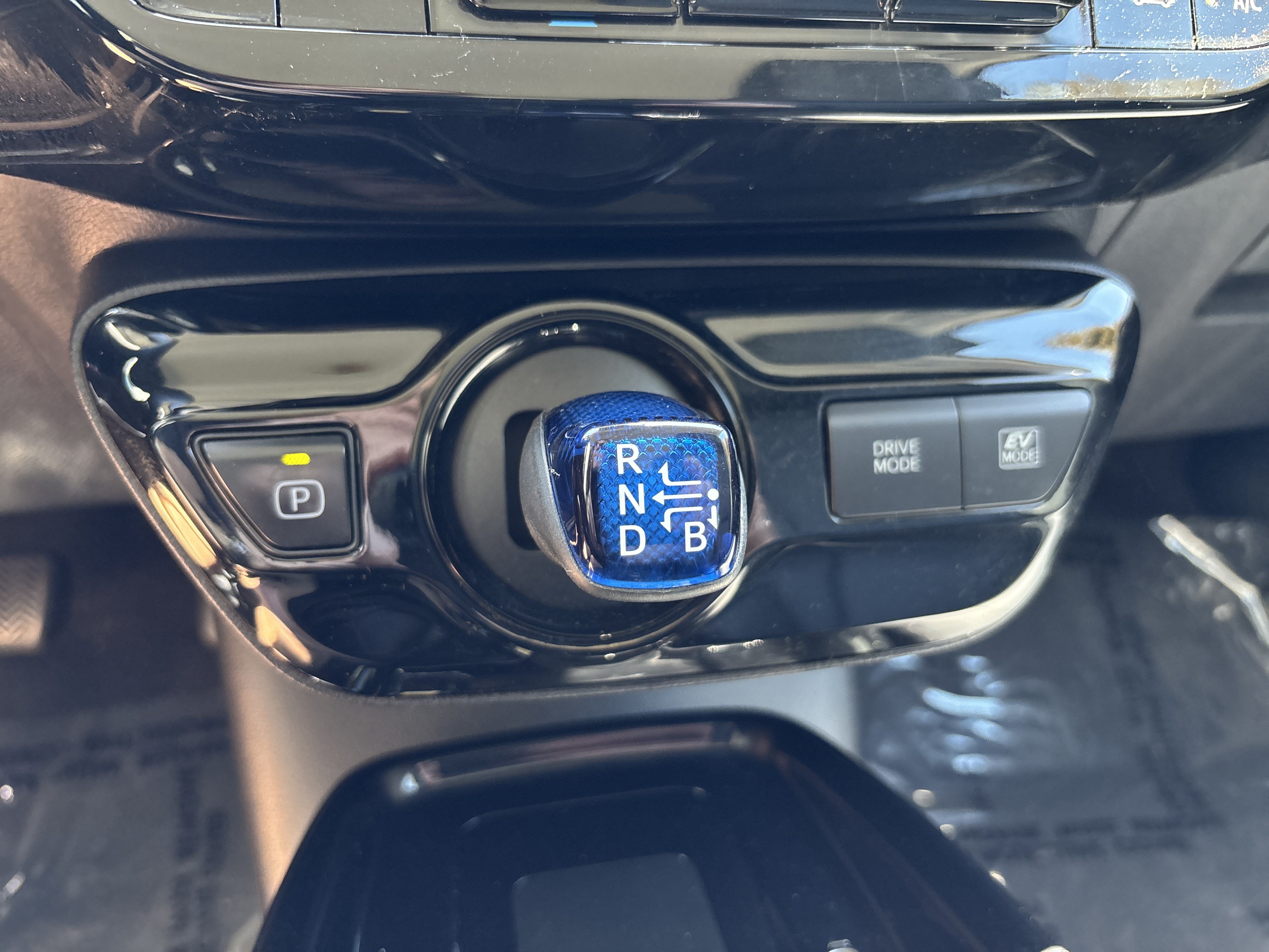Used 2019 Toyota Prius XLE FWD image 24