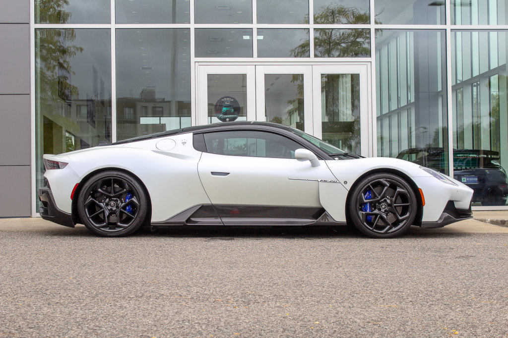 Used 2022 Maserati MC20 Coupe RWD image 4