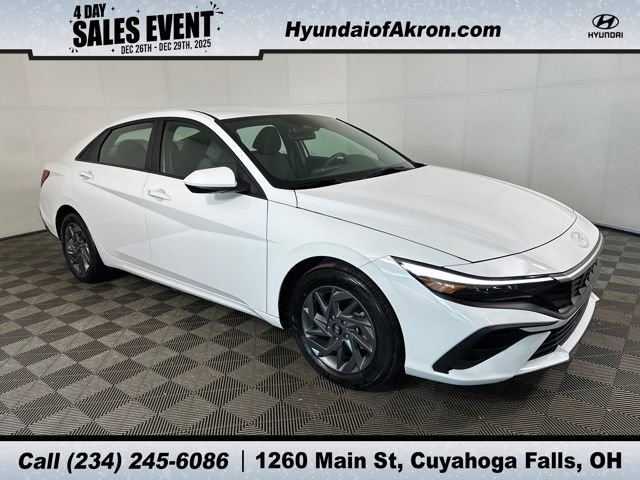 Certified 2024 Hyundai Elantra SEL image 1