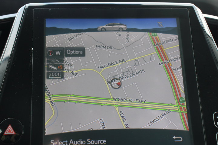 Used 2018 Toyota Prius Prime Advanced image 25