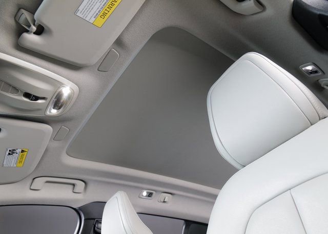 Used 2021 Volvo XC40 T5 Inscription w/ Advanced Package image 23