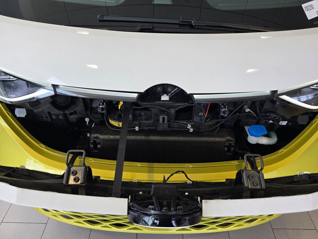 New 2025 Volkswagen ID. Buzz Pro S Plus AWD/4WD image 10