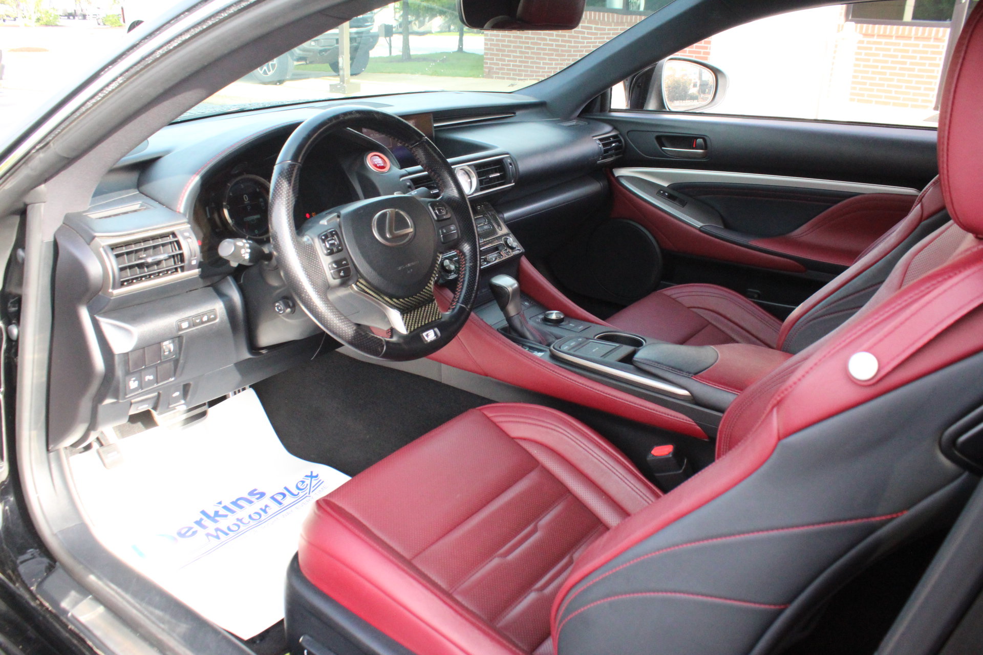 Used 2016 Lexus RC 200t RWD image 12