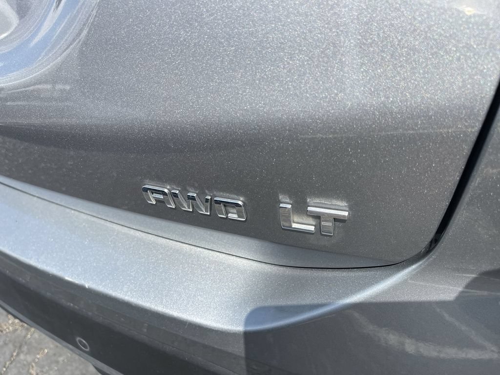 Used 2024 Chevrolet Equinox LT AWD/4WD image 8