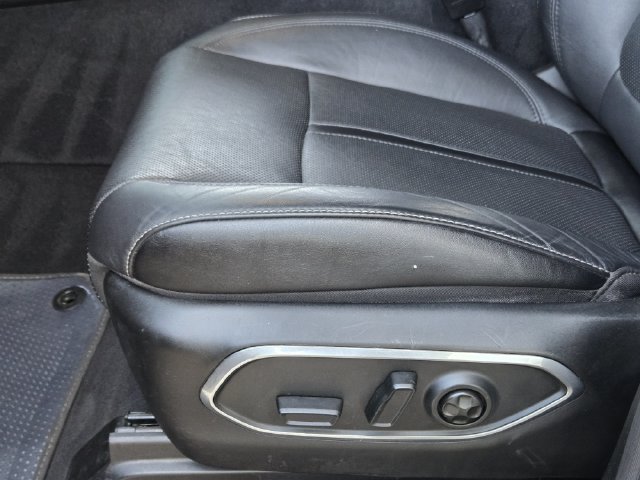 Certified 2024 Jeep Wagoneer Series II w/ Flexible Seating Group AWD/4WD image 24