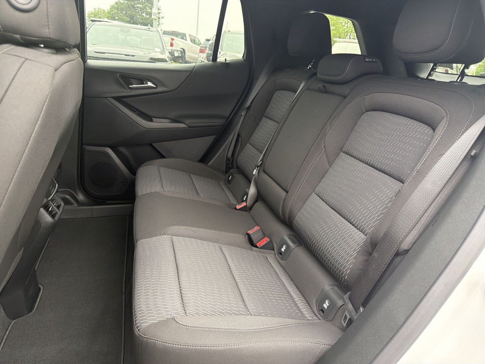 New 2026 Chevrolet Equinox LT w/ Safety and Technology Package AWD/4WD image 17