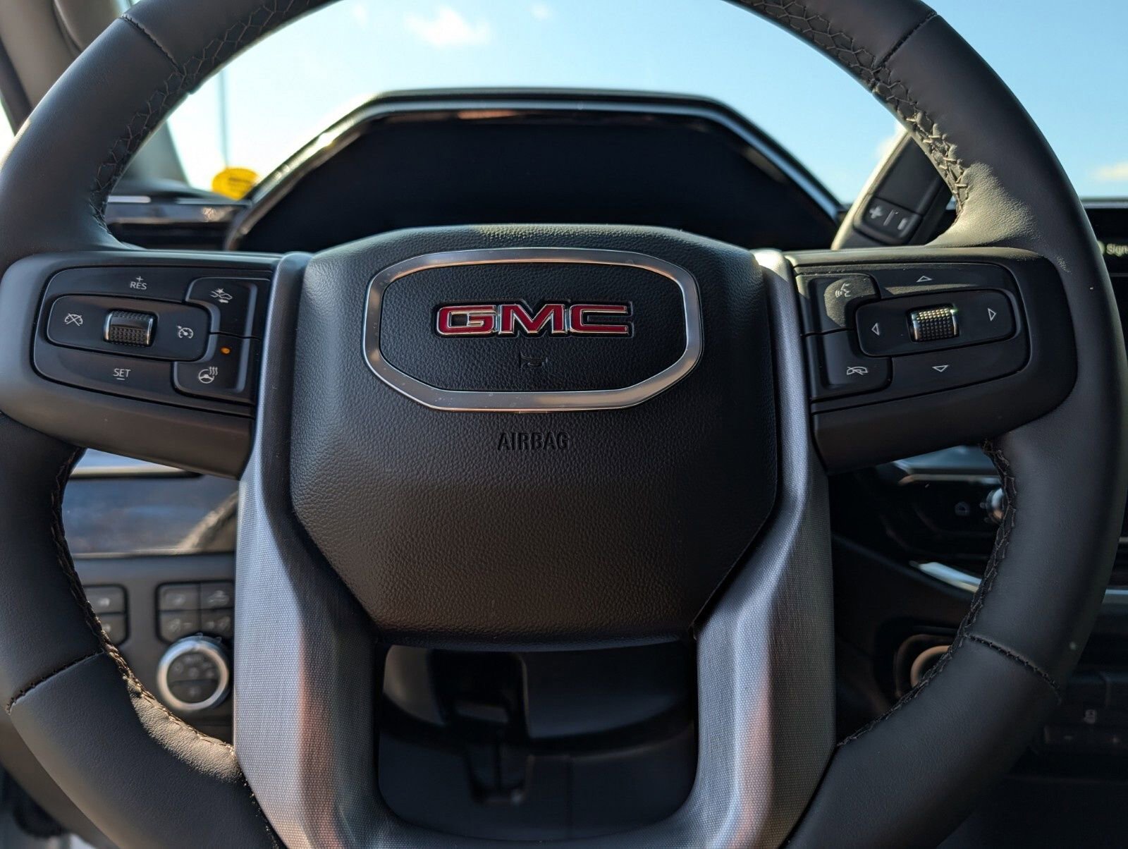 Used 2026 GMC Sierra 2500 SLE w/ SLE Value Package; image 29