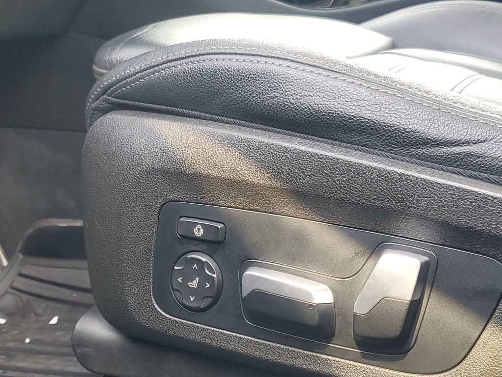 Used 2018 BMW X3 M40i image 17