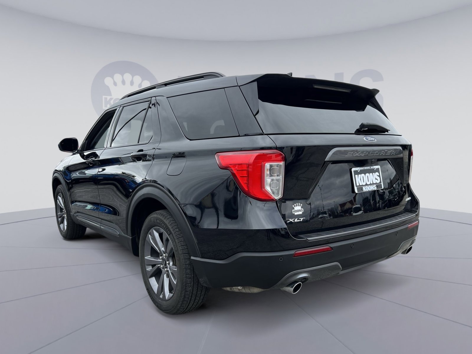 Certified 2023 Ford Explorer XLT w/ Equipment Group 202A image 2