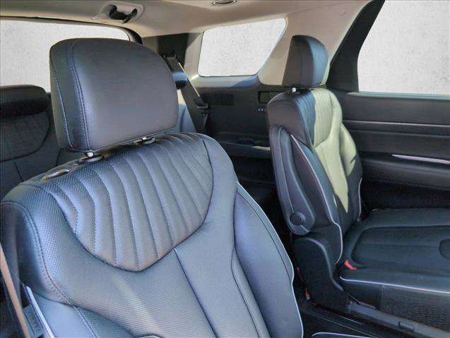 Used 2024 Hyundai Palisade Limited image 21
