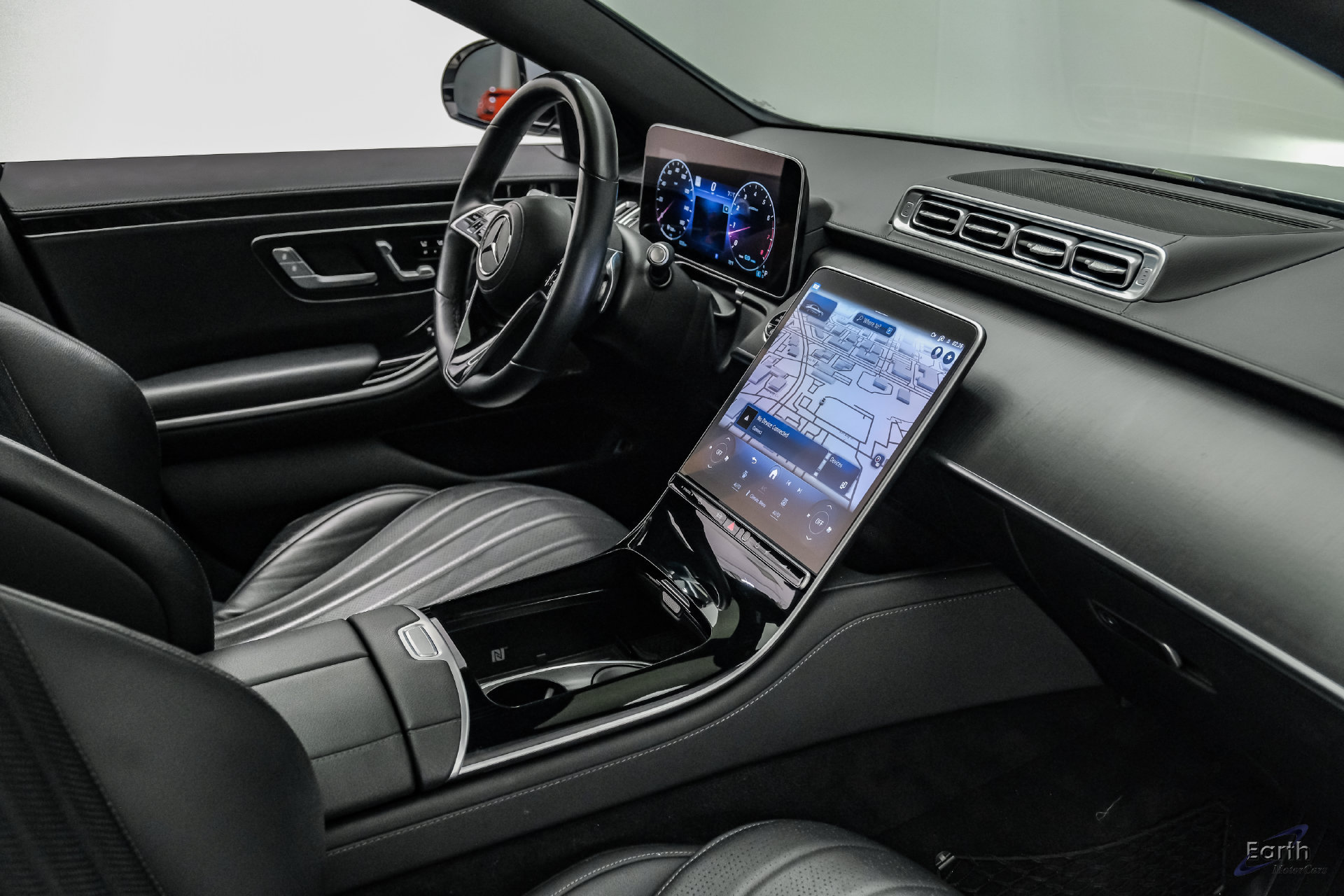 Used 2022 Mercedes-Benz S 580 4MATIC Sedan w/ AMG Line Package image 58