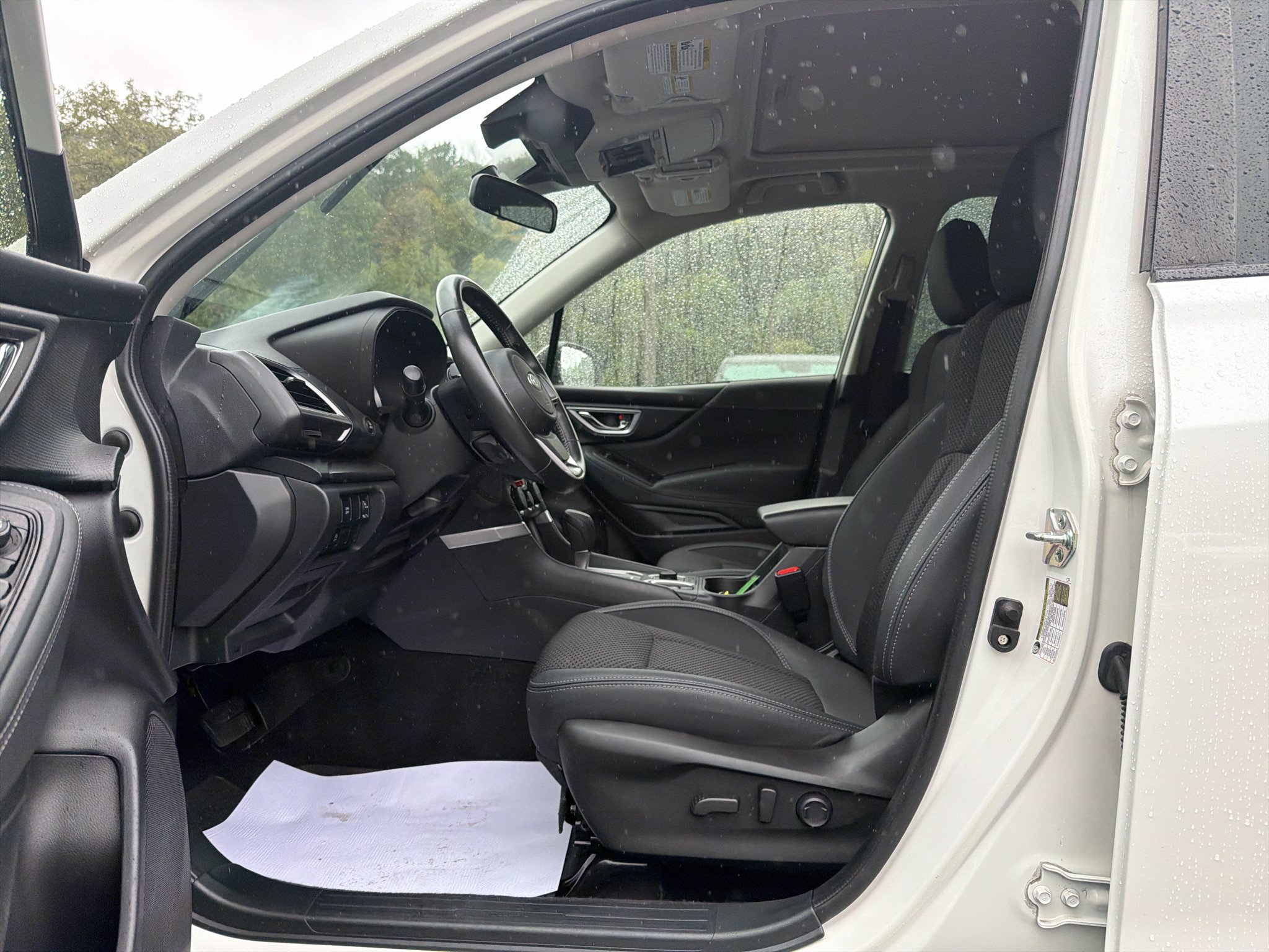Certified 2023 Subaru Forester Premium AWD/4WD image 10