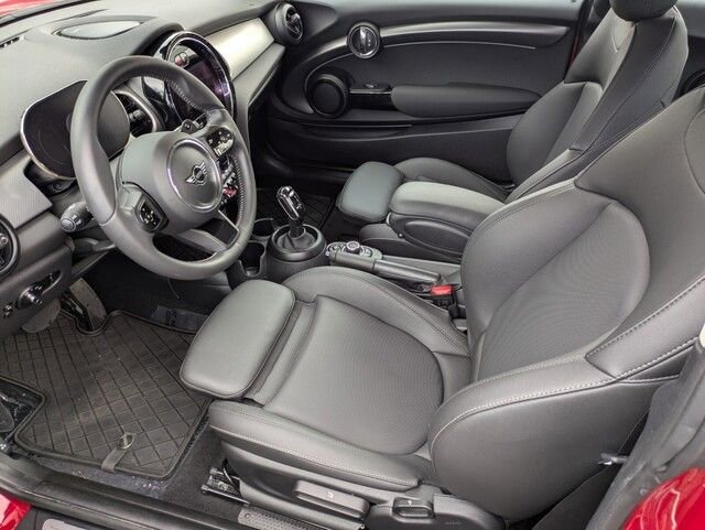Used 2023 MINI Cooper S image 10