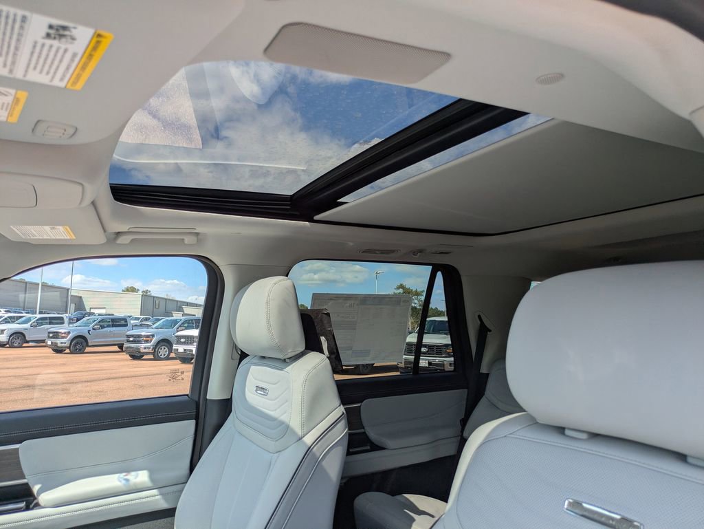 New 2026 Ford Expedition Platinum w/ Platinum Ultimate Package image 11