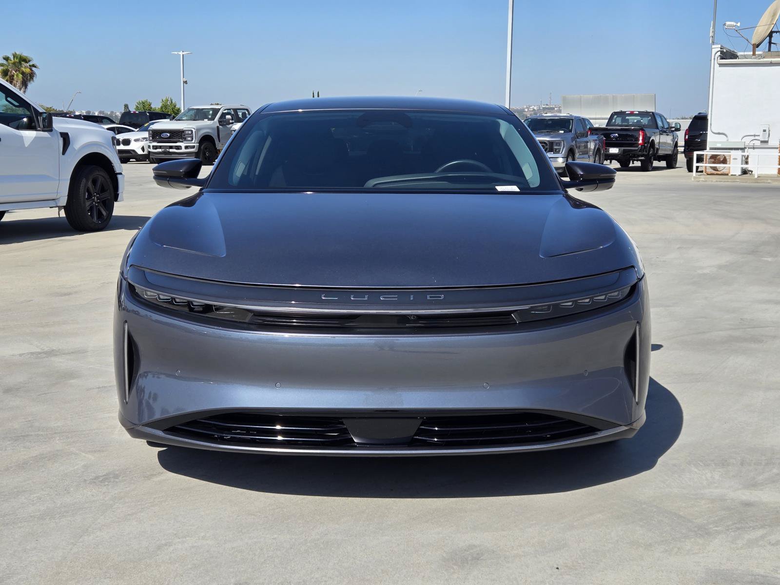 Used 2025 Lucid Air Pure RWD image 3