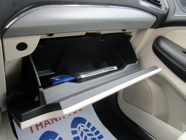 Used 2021 Ford Edge Titanium image 15