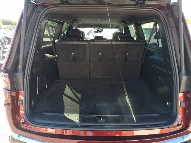 Used 2024 Jeep Wagoneer L Series II w/ Flexible Seating Group AWD/4WD image 29