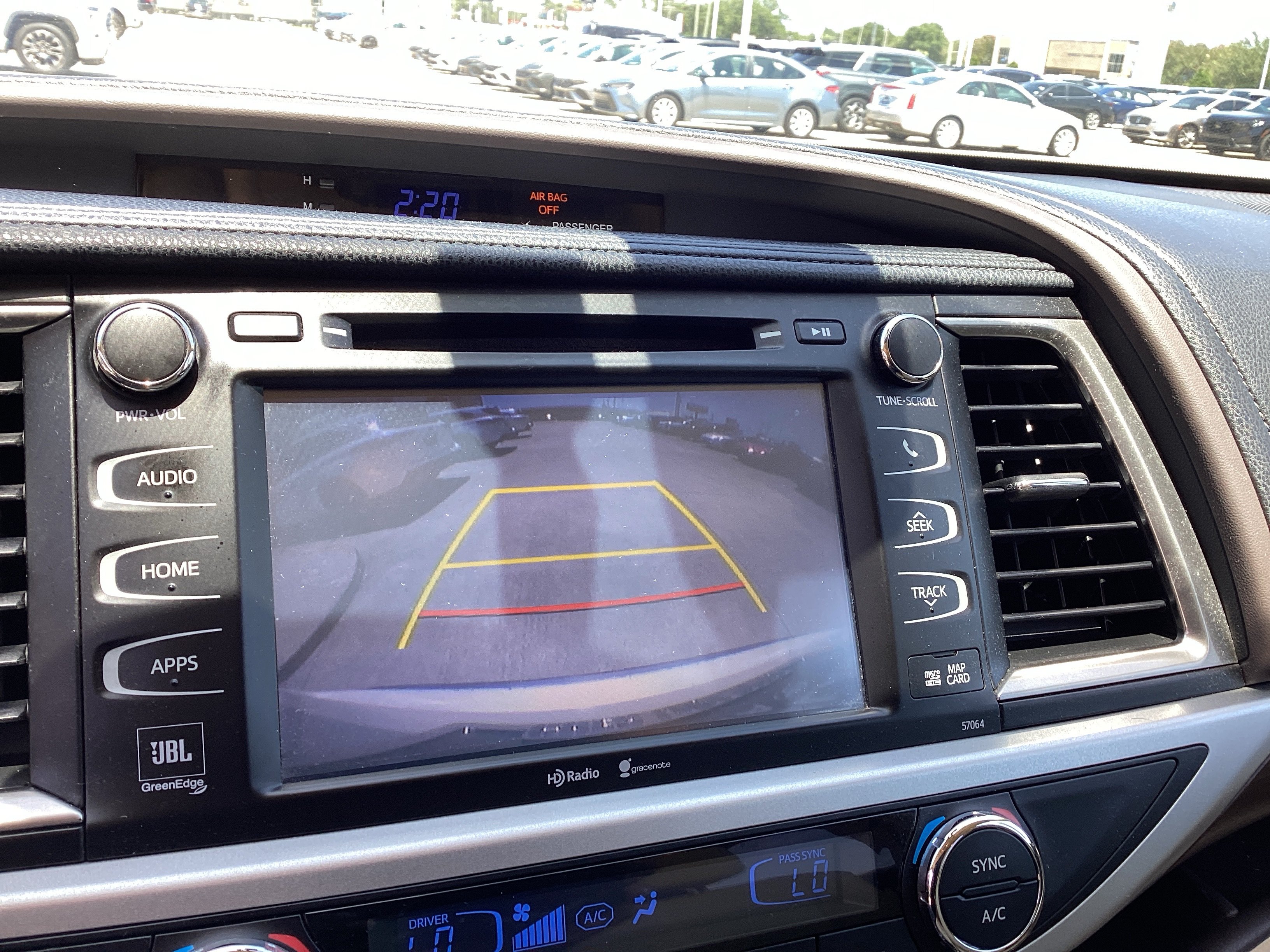 Used 2014 Toyota Highlander Limited Platinum AWD/4WD image 20
