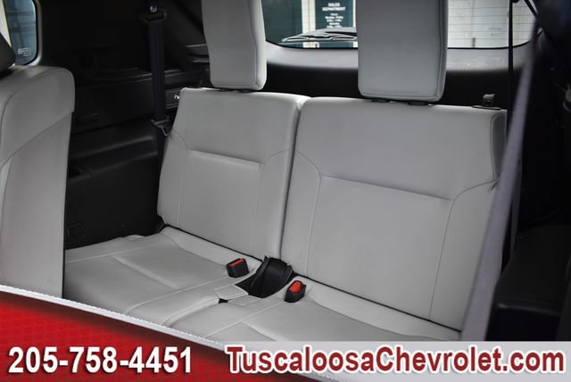 Used 2025 Mitsubishi Outlander SE AWD/4WD image 24