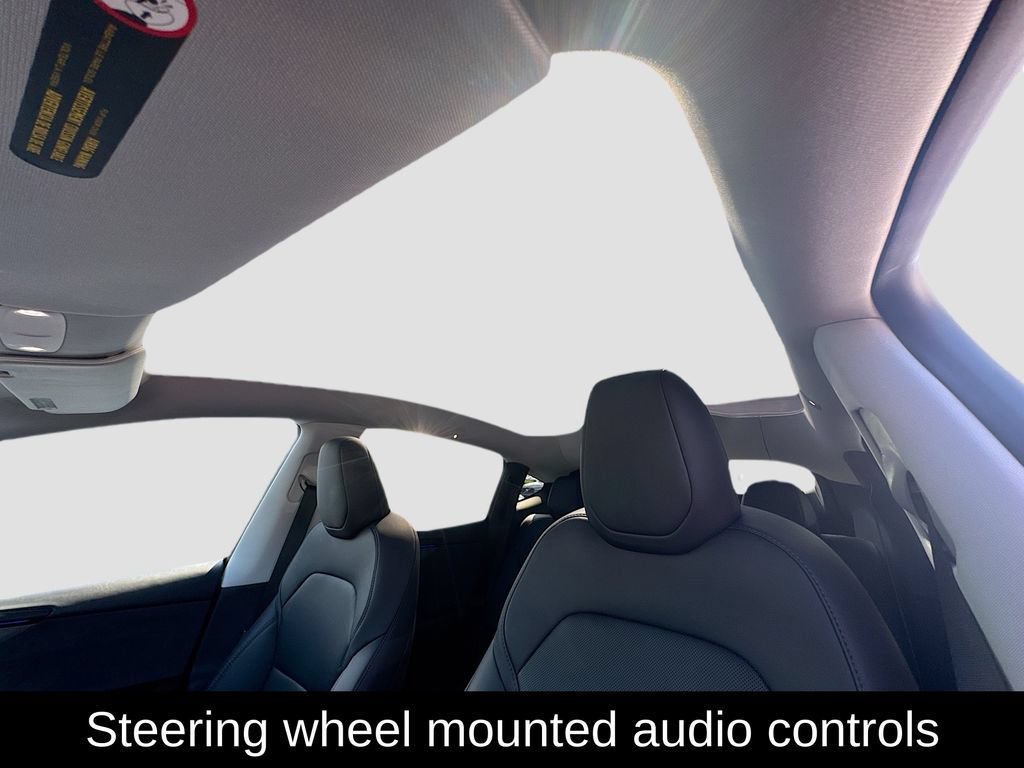 Used 2026 Tesla Model Y 2WD image 9