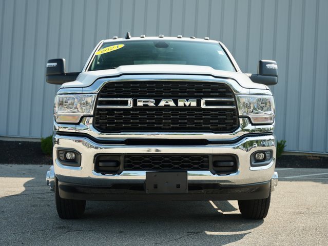 Used 2024 RAM 3500 Big Horn image 3