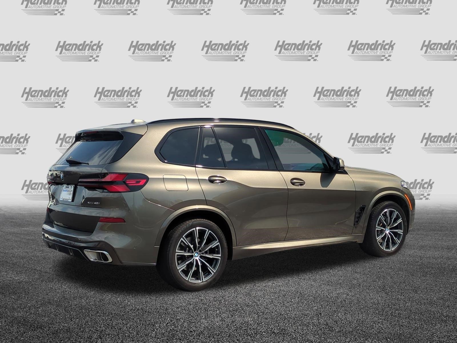 Certified 2024 BMW X5 xDrive40i w/ M Sport Package image 10
