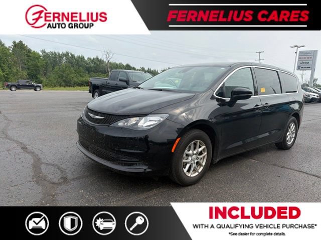 Used 2026 Chrysler Voyager LX FWD image 6