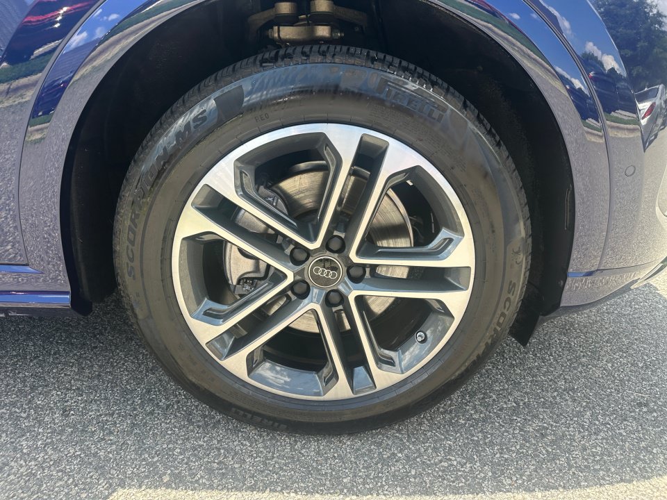 Certified 2025 Audi Q5 Prestige AWD/4WD image 25