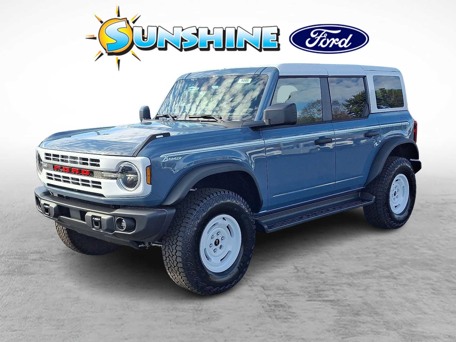New 2025 Ford Bronco Heritage Edition image 3