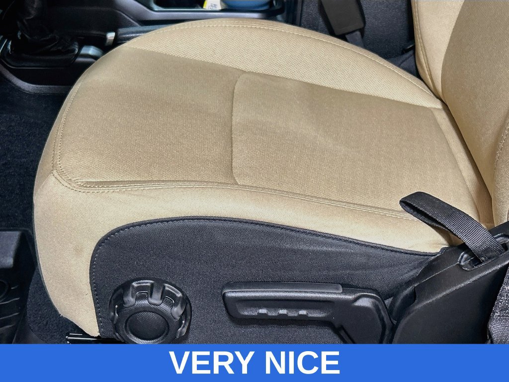 Used 2023 Jeep Gladiator Sport AWD/4WD image 16