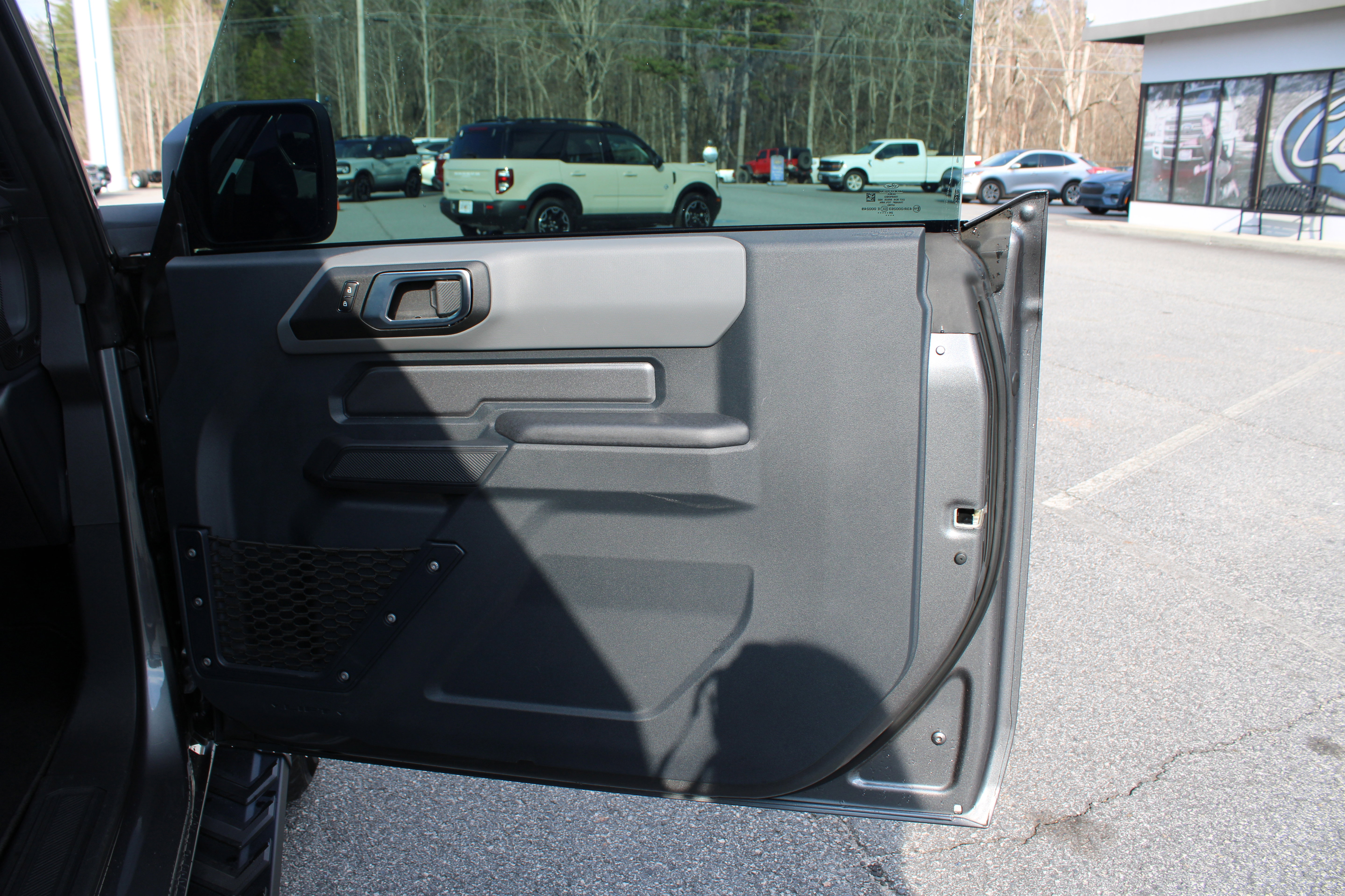 Used 2024 Ford Bronco Big Bend image 13