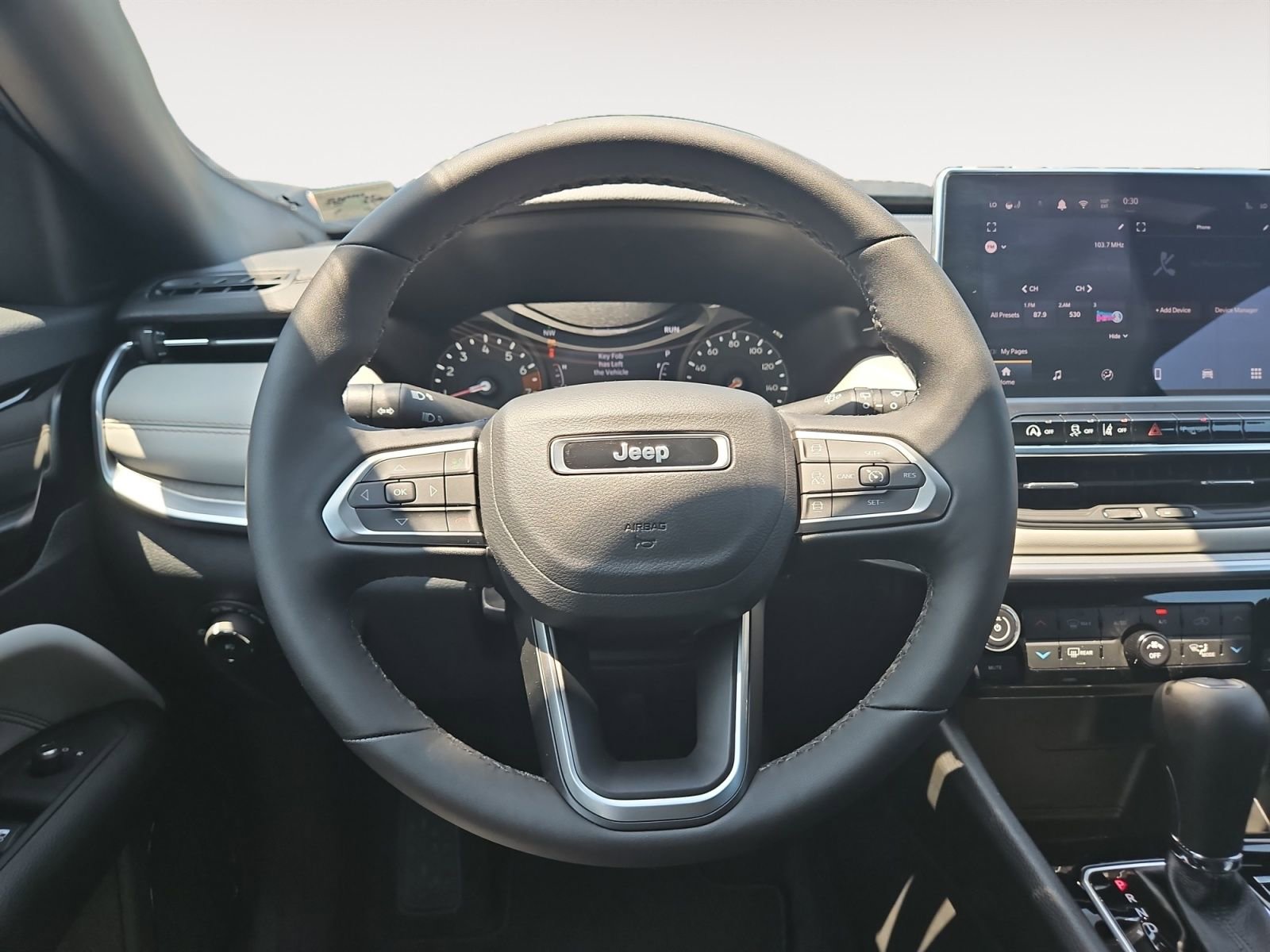 New 2025 Jeep Compass Limited image 12