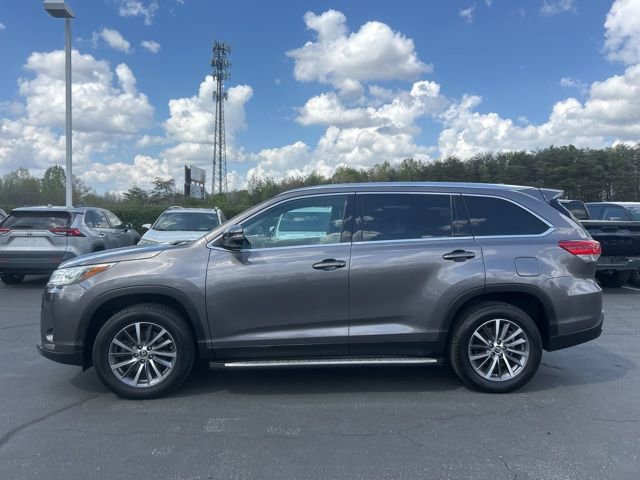 Used 2019 Toyota Highlander XLE image 9