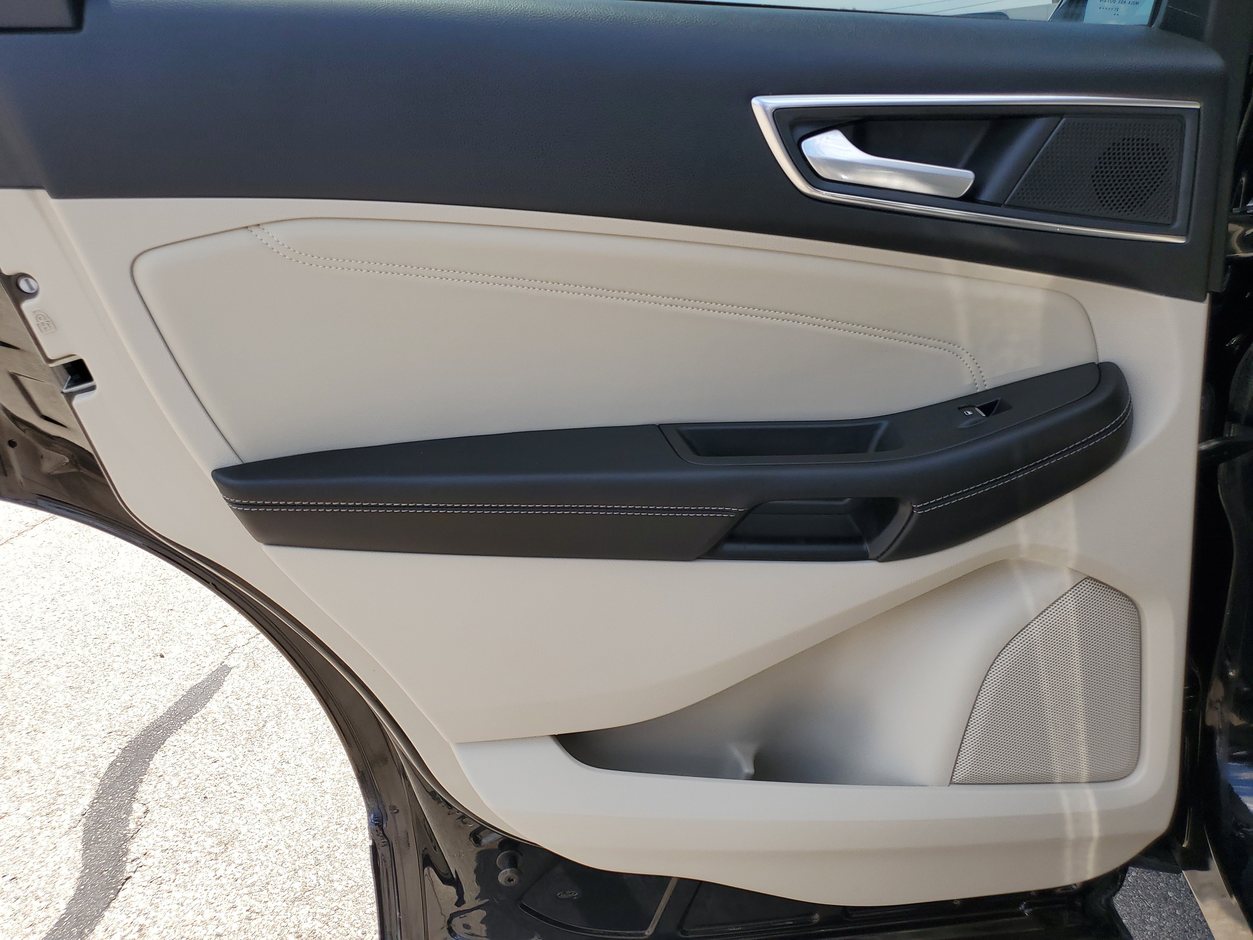 Used 2021 Ford Edge Titanium w/ Cargo Accessory Package FWD image 15