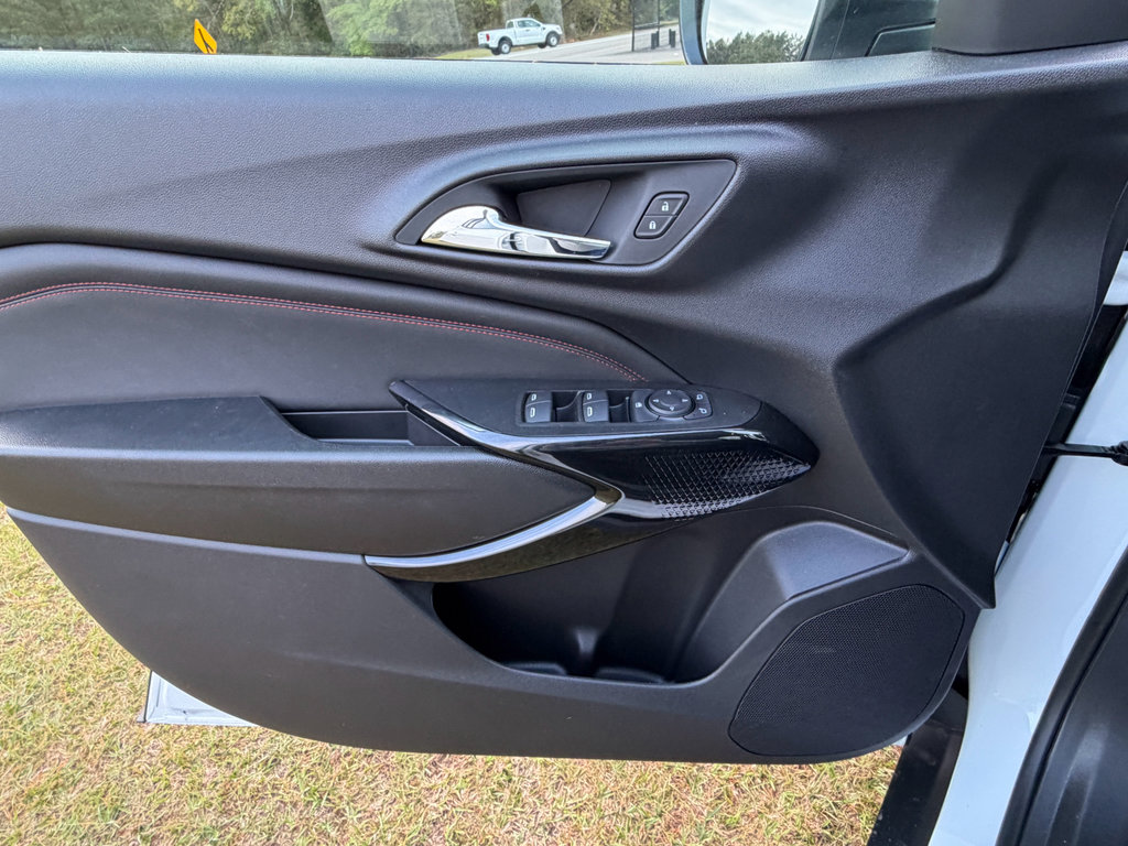 New 2026 Chevrolet Trax RS image 19
