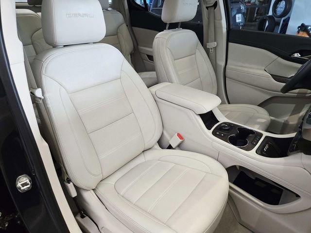 Used 2022 GMC Acadia Denali w/ LPO, Floor Liner Package image 14