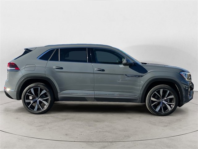 Used 2025 Volkswagen Atlas Cross Sport SEL Premium R-Line image 7