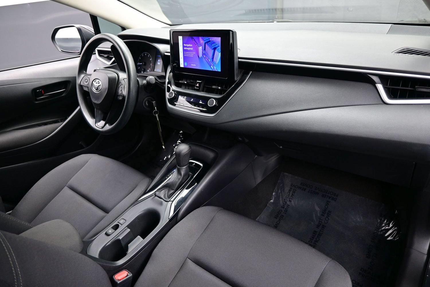 Used 2024 Toyota Corolla LE FWD image 14